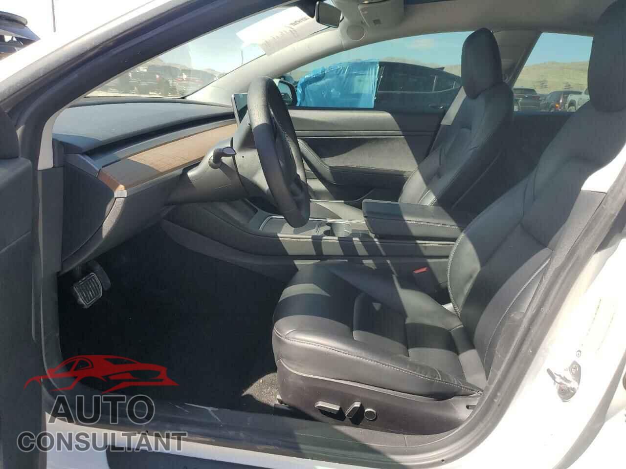 TESLA MODEL 3 2021 - 5YJ3E1EA2MF870944