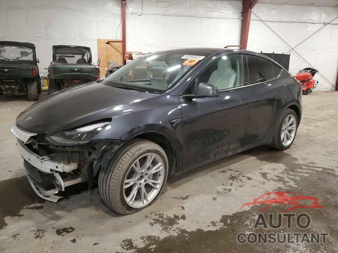 TESLA MODEL Y 2024 - 7SAYGDEE5RA237687