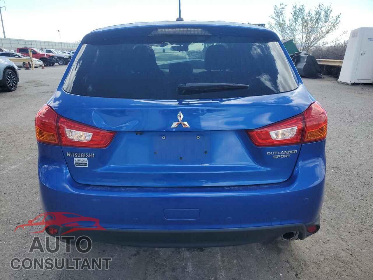 MITSUBISHI OUTLANDER 2015 - 4A4AP4AU2FE036687