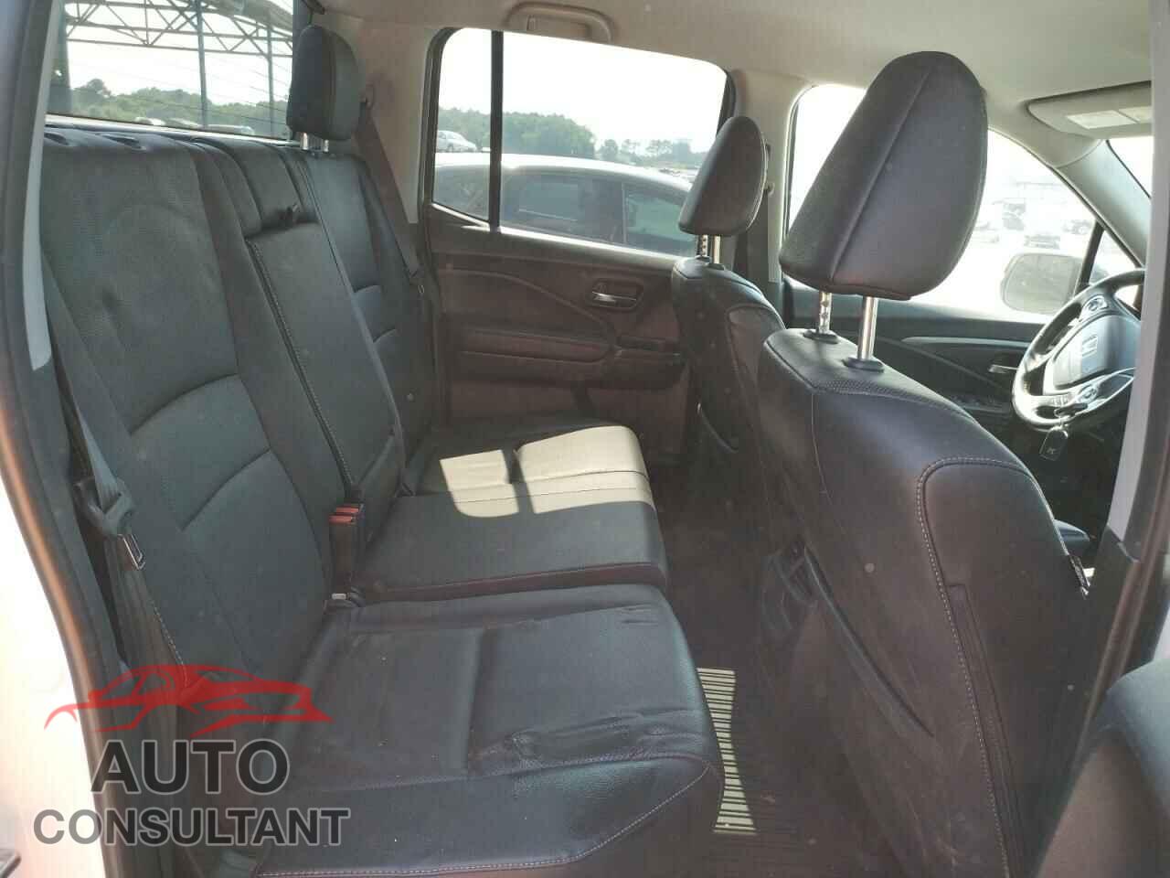 HONDA RIDGELINE 2017 - 5FPYK3F6XHB026037