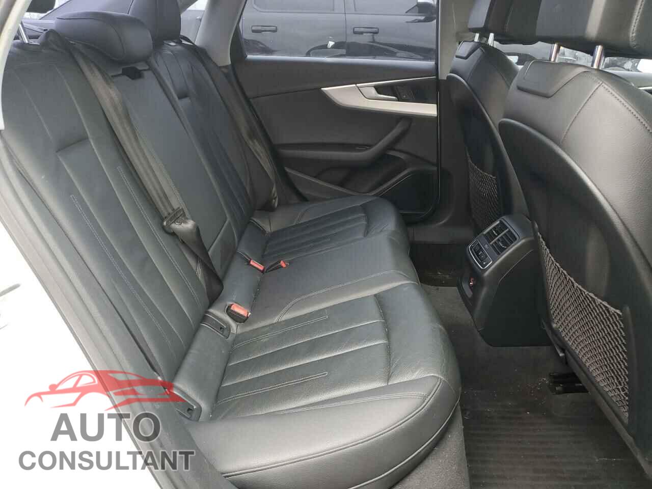 AUDI A4 2017 - WAUENAF47HN006266