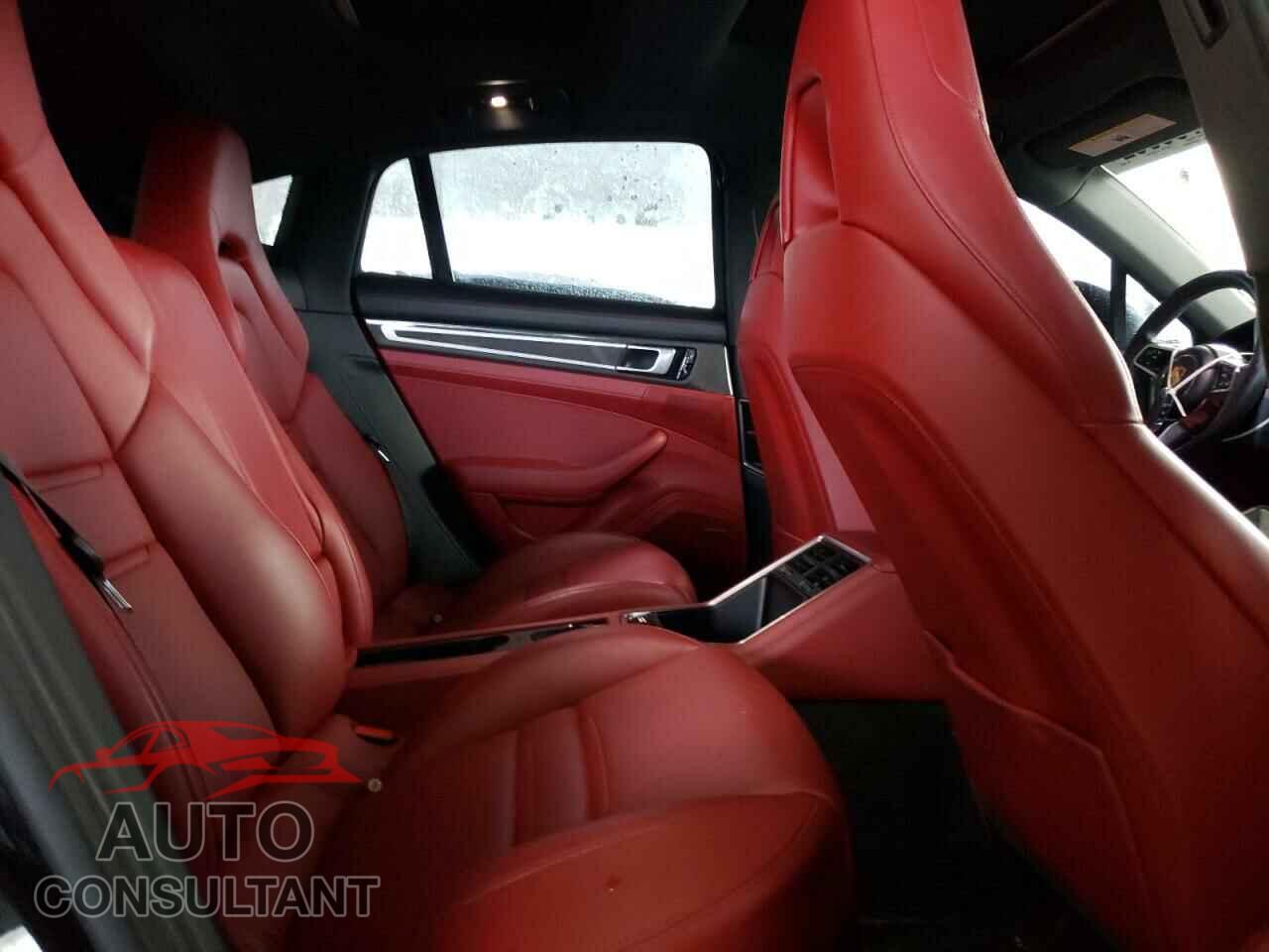 PORSCHE PANAMERA 2018 - WP0AA2A77JL100363