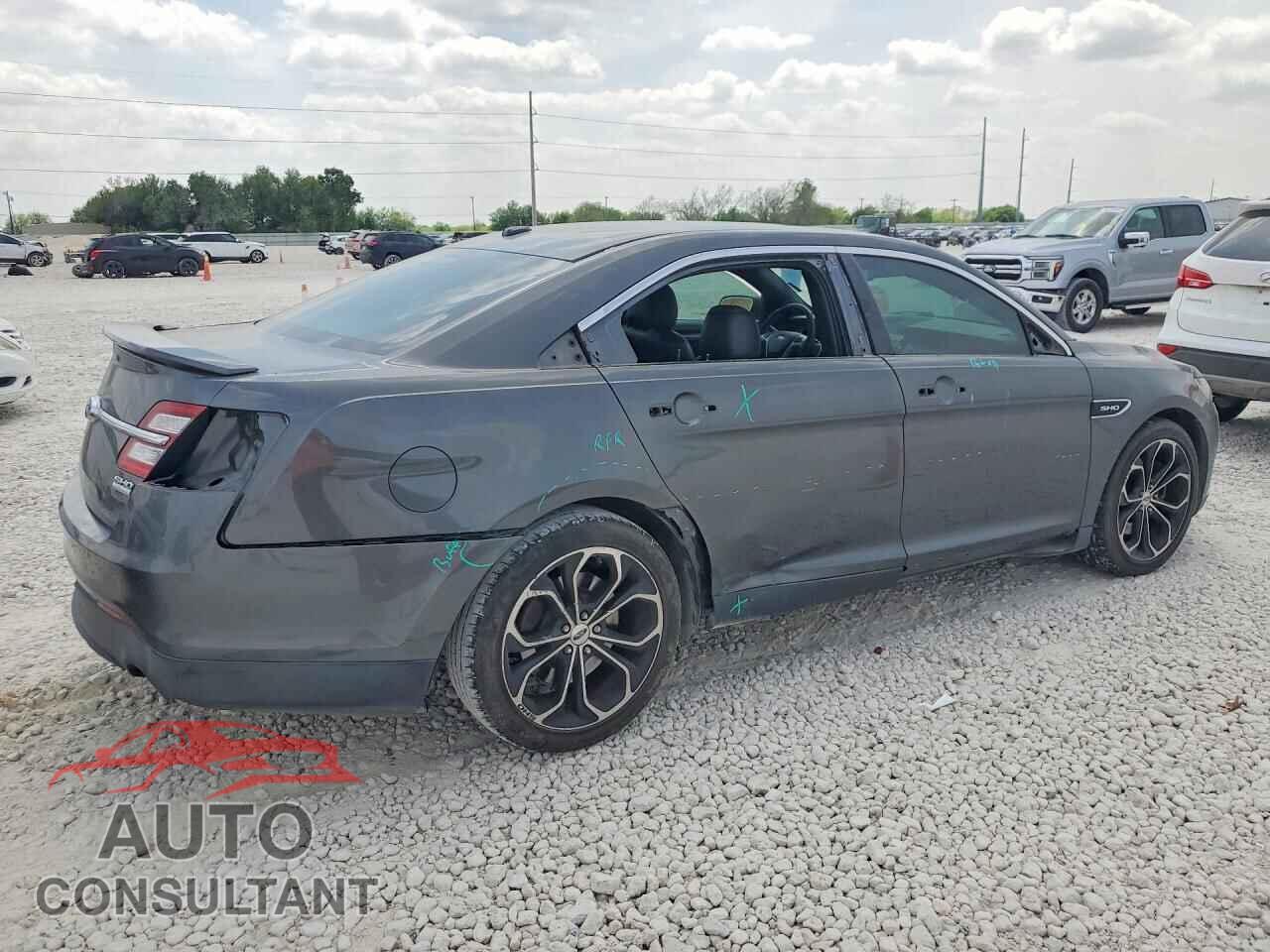 FORD TAURUS 2015 - 1FAHP2KT7FG155121