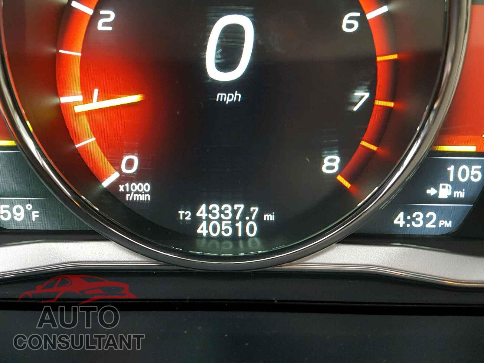 VOLVO S60 2015 - YV1612TK1F1342277