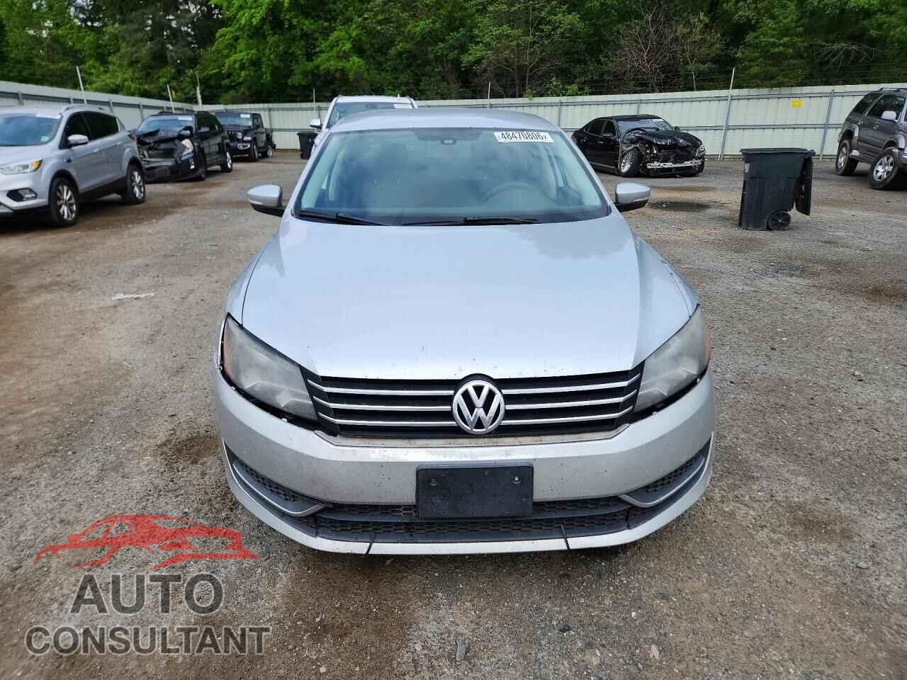 VOLKSWAGEN PASSAT 2013 - 1VWAP7A35DC034972