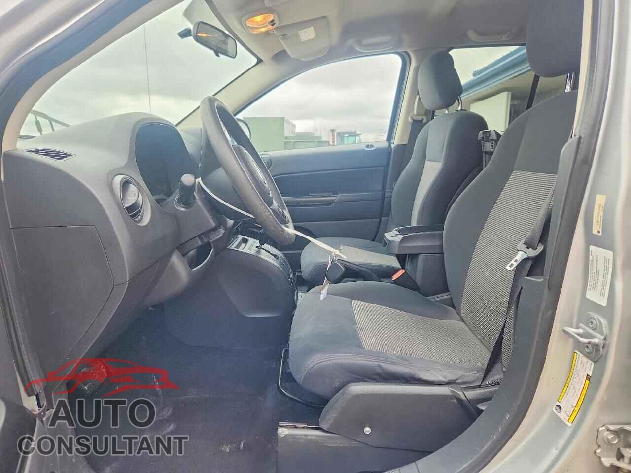 JEEP COMPASS 2011 - 1J4NF1FB1BD163958
