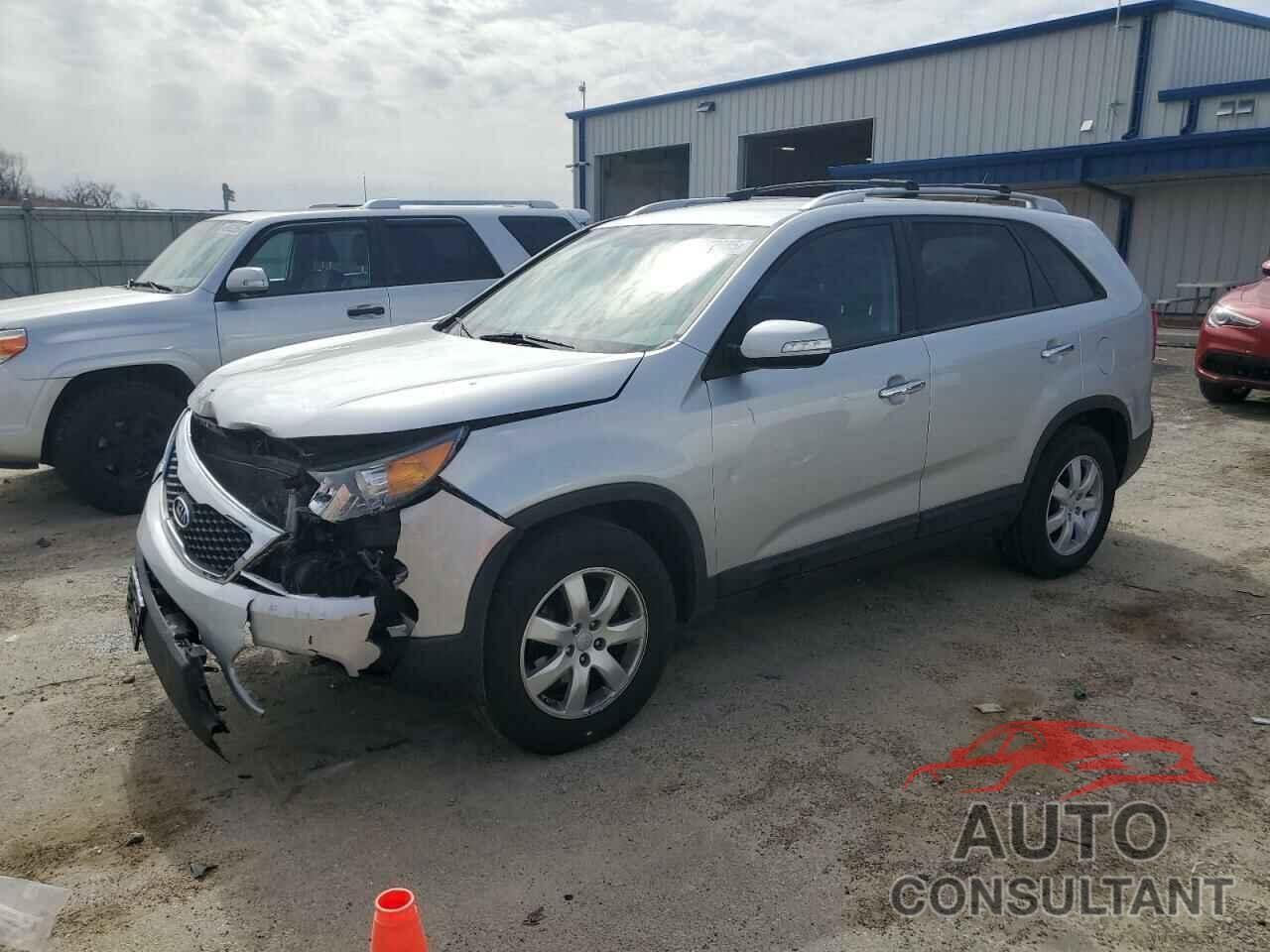 KIA SORENTO 2013 - 5XYKT3A61DG408527