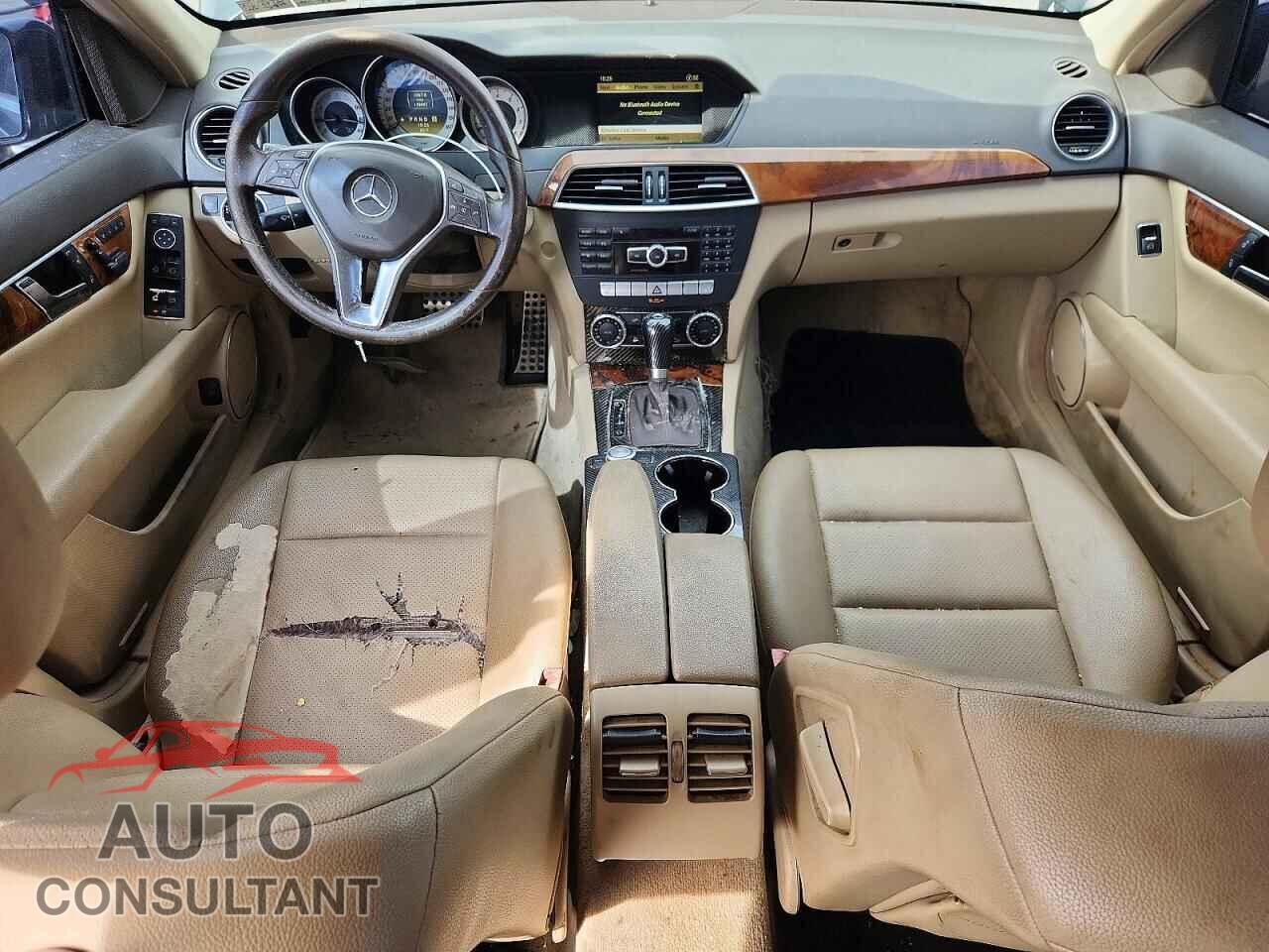 MERCEDES-BENZ C-CLASS 2012 - WDDGF8BB3CA616368