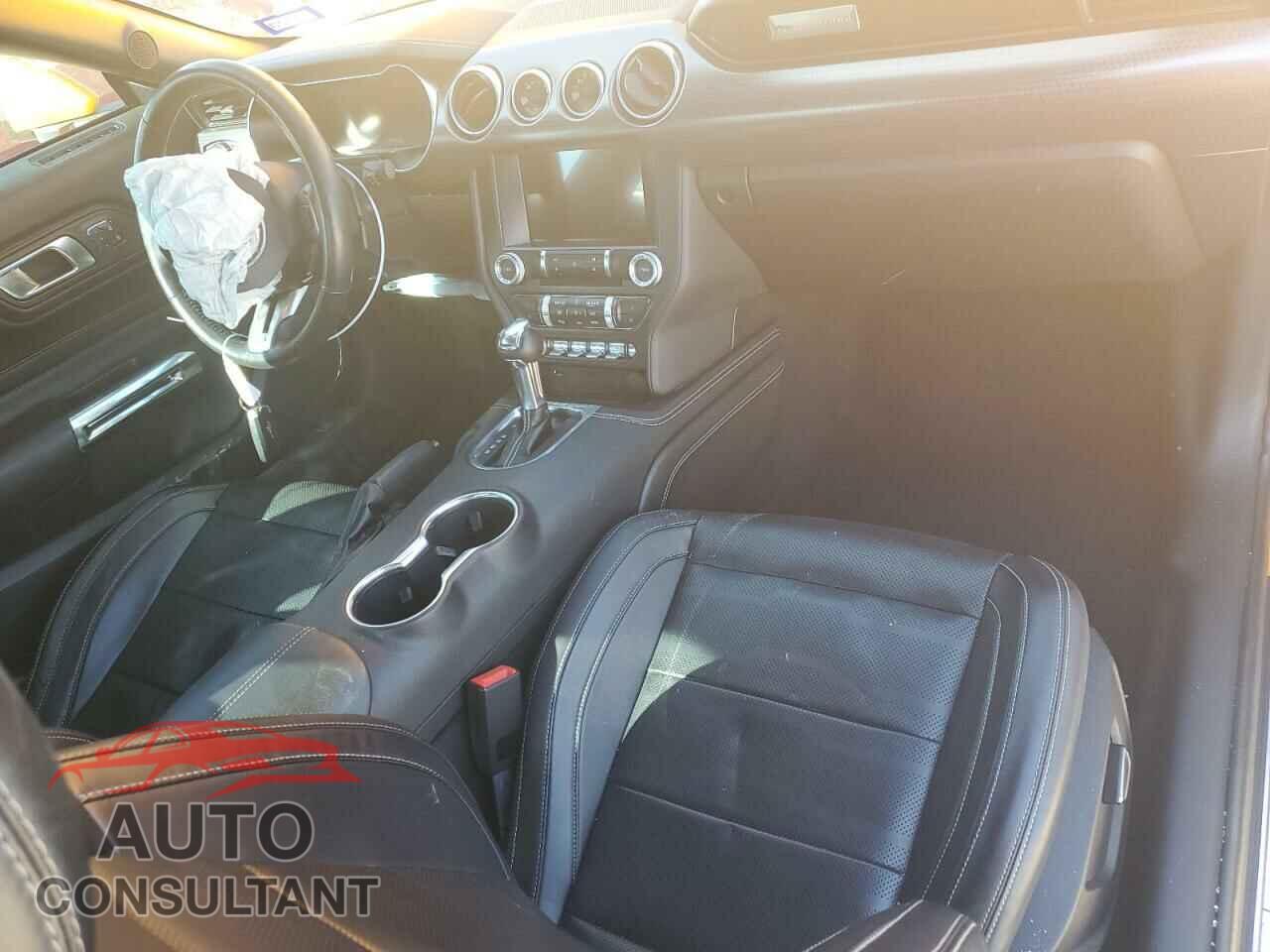 FORD MUSTANG 2019 - 1FA6P8CF7K5133872