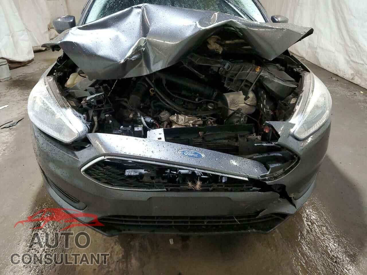 FORD FOCUS 2018 - 1FADP3FE2JL258513
