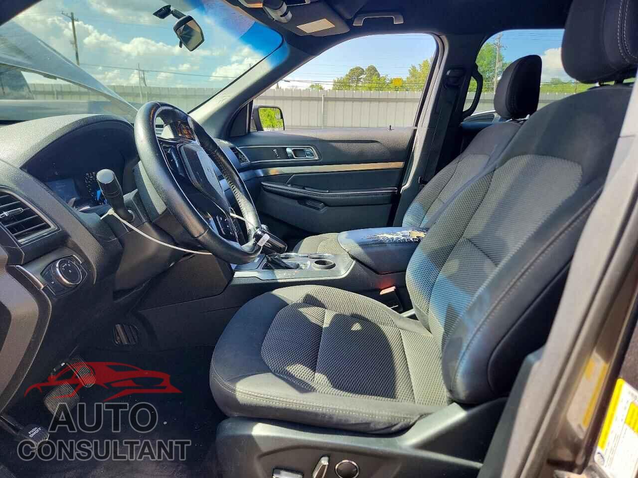 FORD EXPLORER 2018 - 1FM5K7D88JGB51665