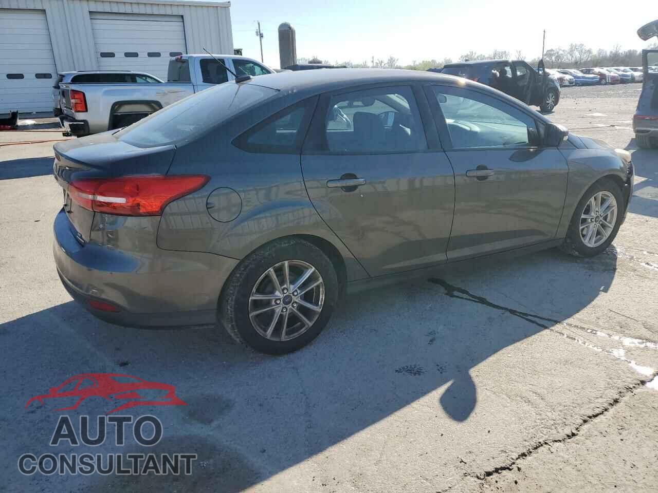 FORD FOCUS 2015 - 1FADP3F28FL285809