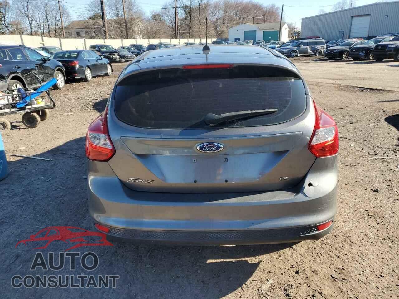 FORD FOCUS 2014 - 1FADP3K28EL434935