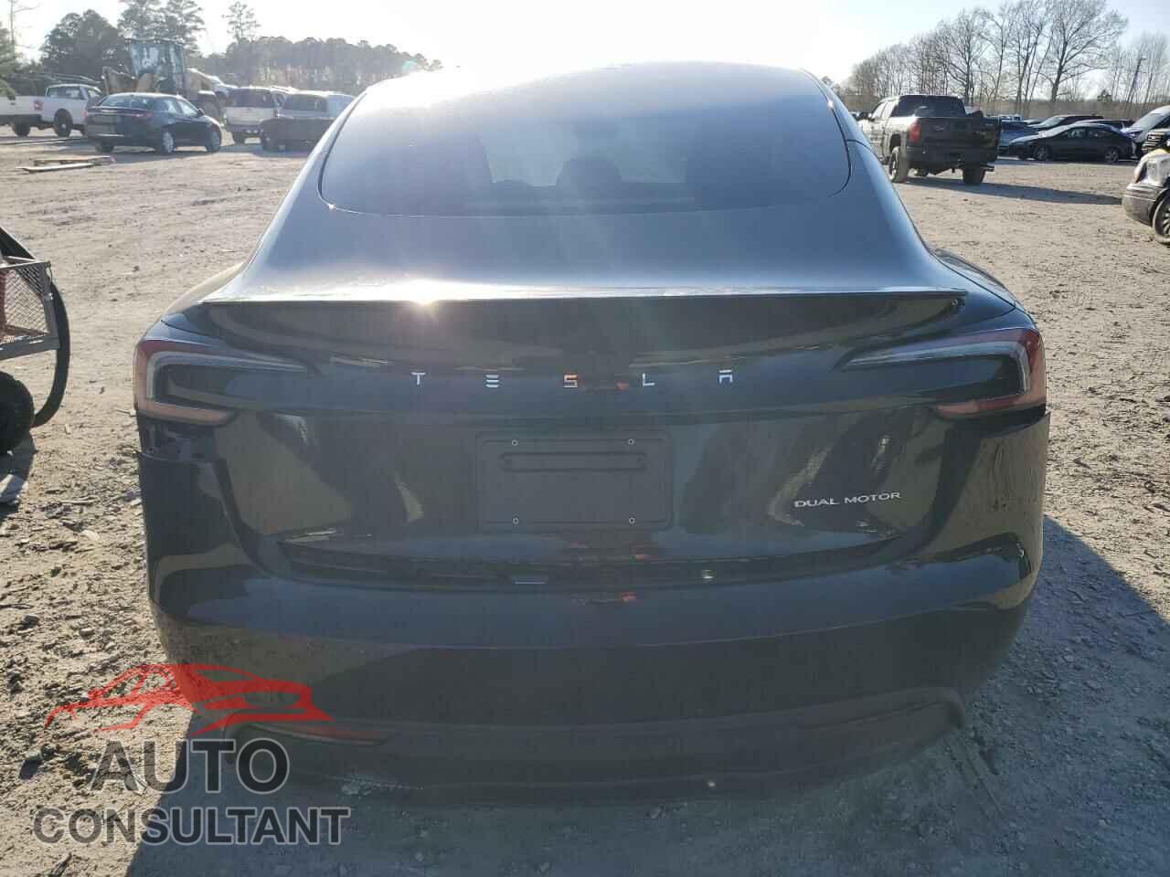 TESLA MODEL 3 2024 - 5YJ3E1EB8RF756012
