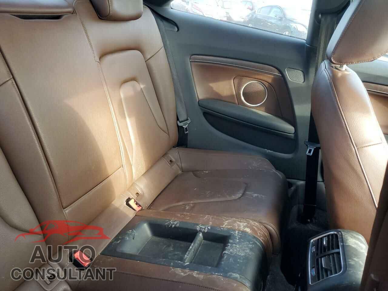 AUDI A5 2013 - WAULFAFR0DA032144