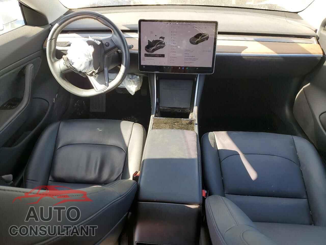 TESLA MODEL 3 2018 - 5YJ3E1EA5JF005249
