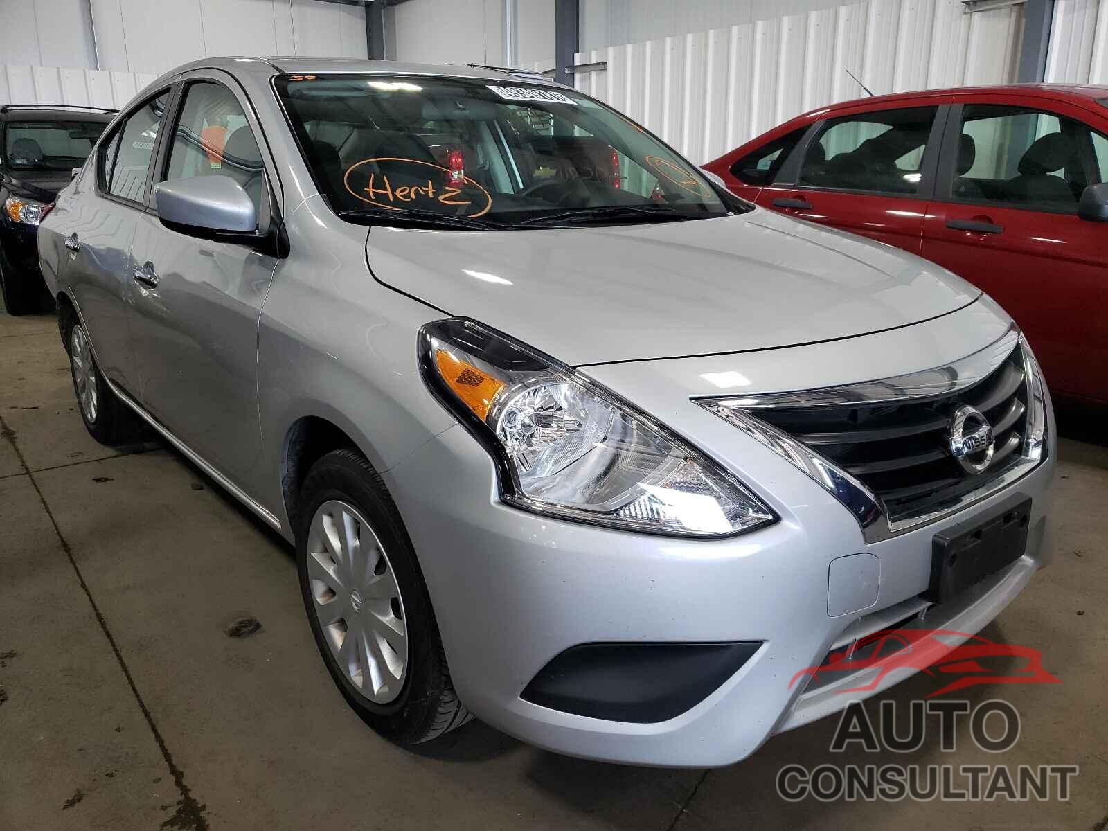 NISSAN VERSA 2019 - 3N1CN7AP5KL867468