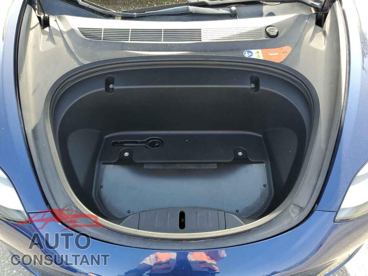 TESLA MODEL 3 2017 - 5YJ3E1EA4HF003065