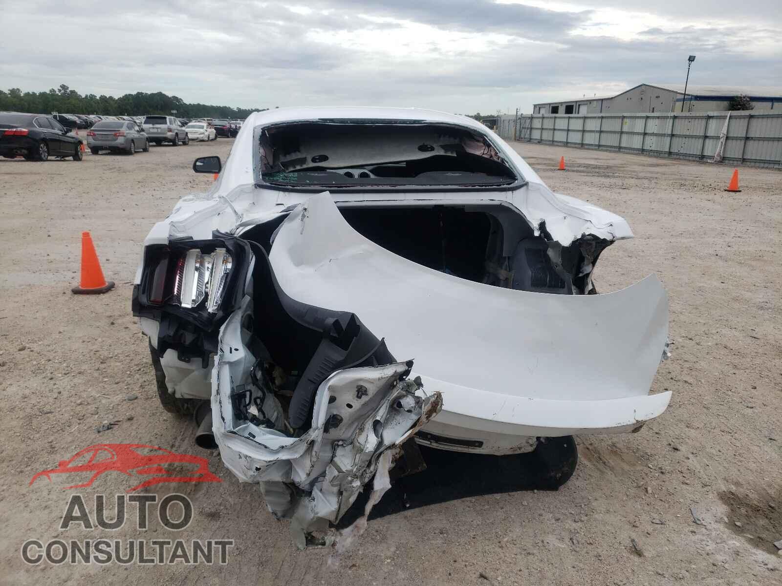 FORD MUSTANG 2016 - 1FA6P8CF4G5266886