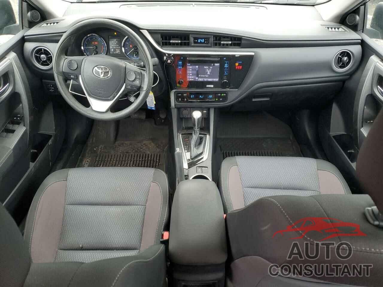 TOYOTA COROLLA 2018 - 2T1BURHE8JC015855