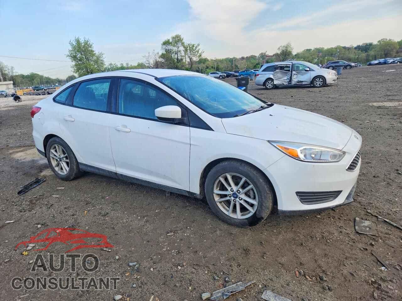 FORD FOCUS 2018 - 1FADP3FE5JL227451
