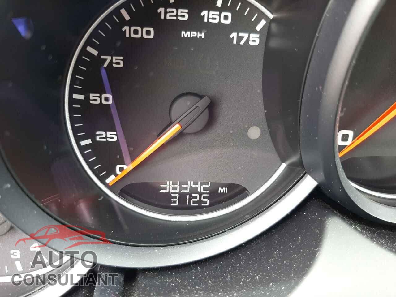 PORSCHE CAYENNE 2017 - WP1AA2A26HKA88807