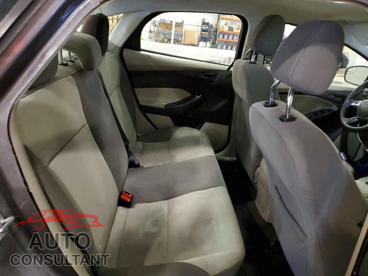 FORD FOCUS 2012 - 1FAHP3F28CL135079