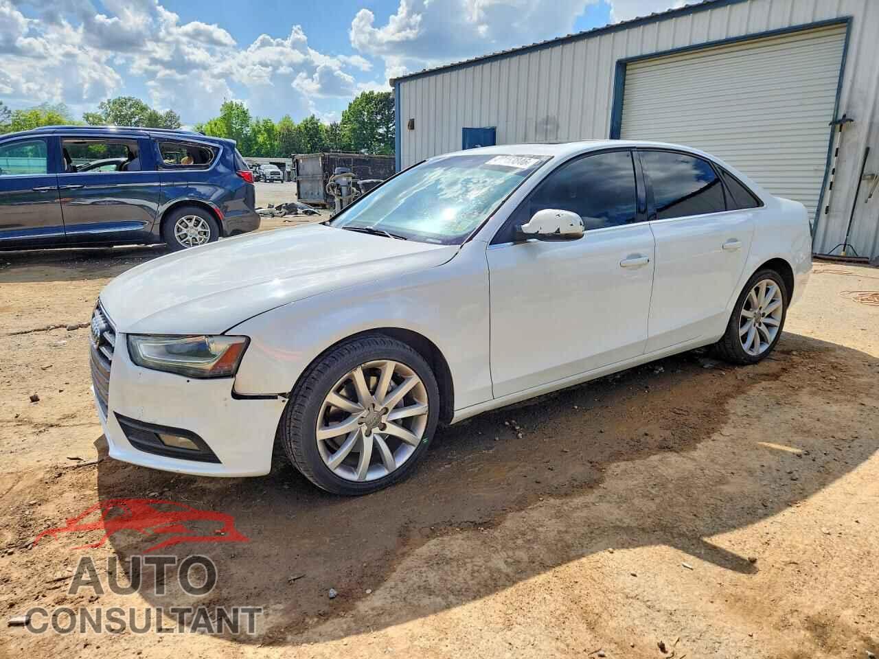 AUDI A4 2013 - WAUFFAFL5DN024512