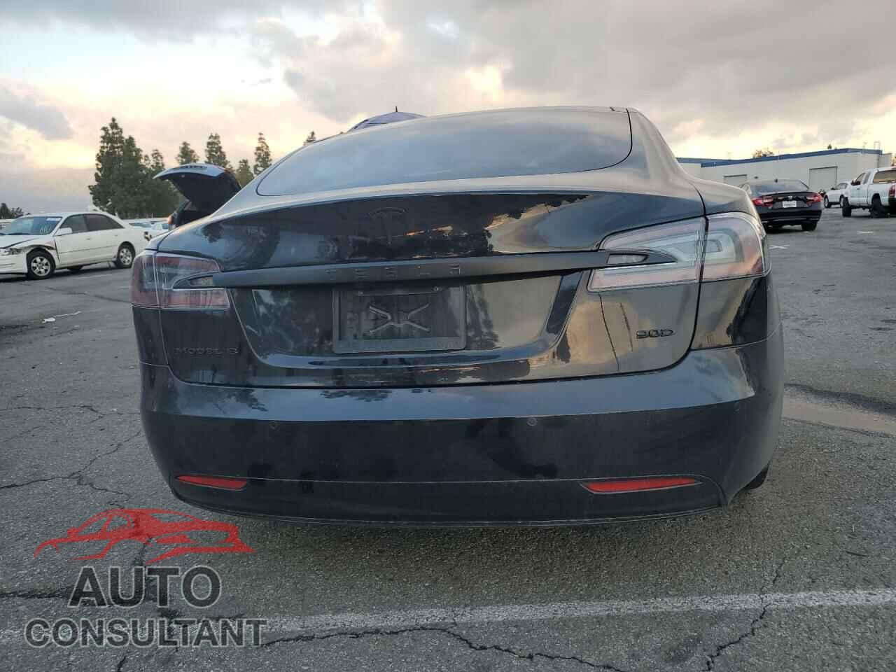 TESLA MODEL S 2016 - 5YJSA1E27GF147918