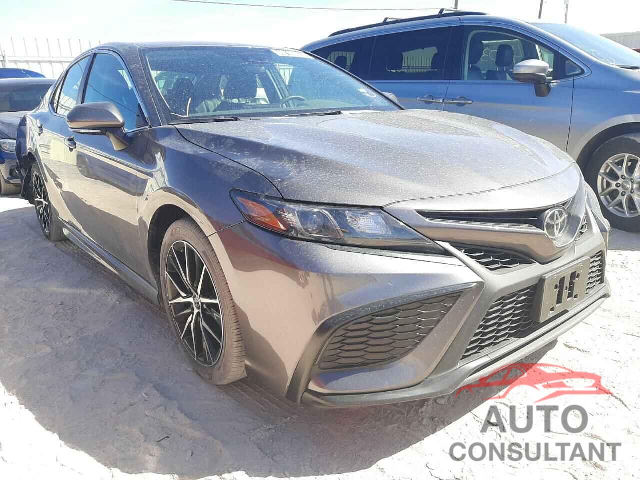 TOYOTA CAMRY 2022 - 4T1G11AK9NU621251