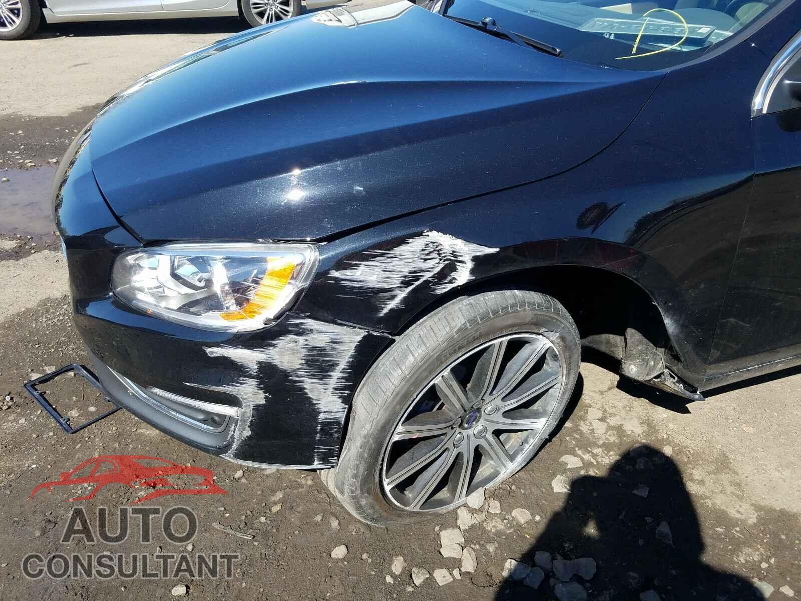 VOLVO S60 2017 - LYV402TK8HB131413