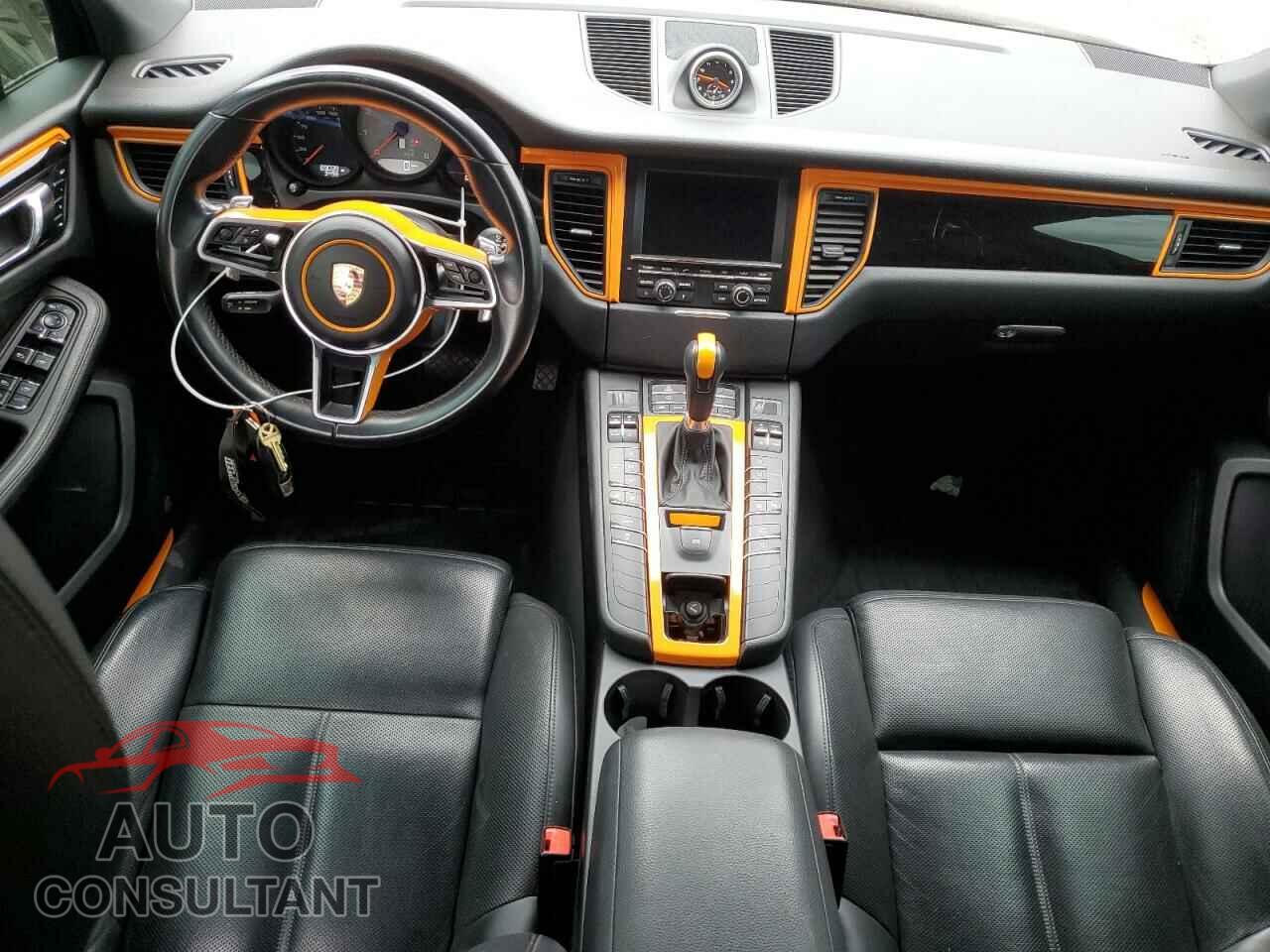 PORSCHE MACAN 2016 - WP1AB2A5XGLB51682
