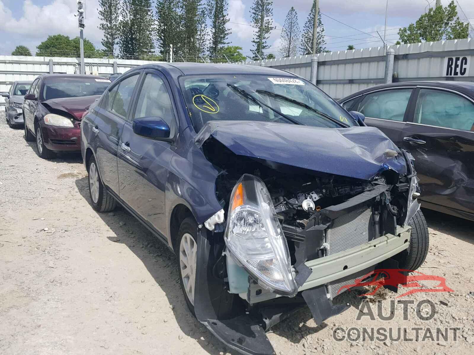 NISSAN VERSA 2018 - 3N1CN7AP0JL837910