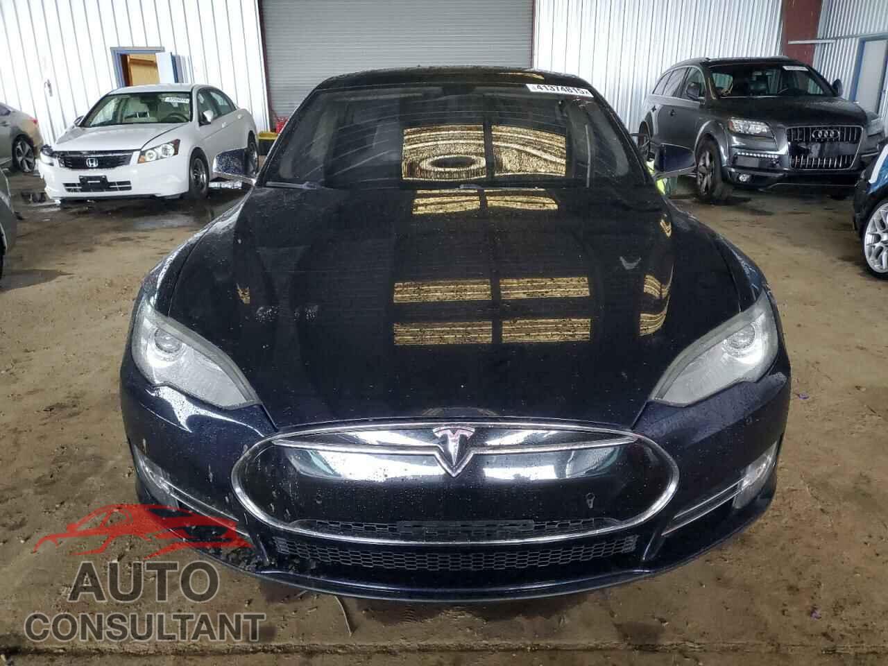 TESLA MODEL S 2013 - 5YJSA1DP7DFP20955