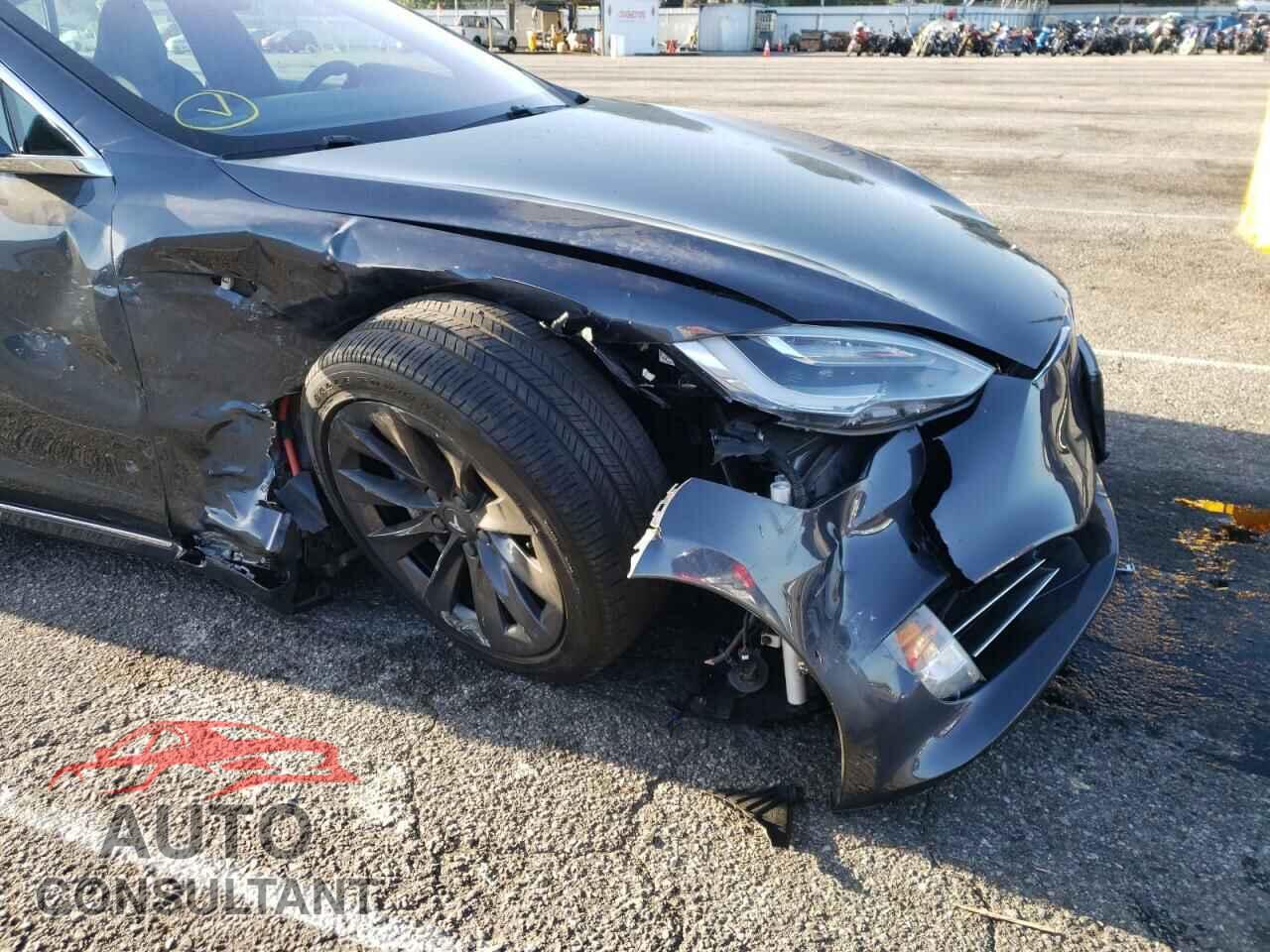 TESLA MODEL S 2019 - 5YJSA1E20KF308036