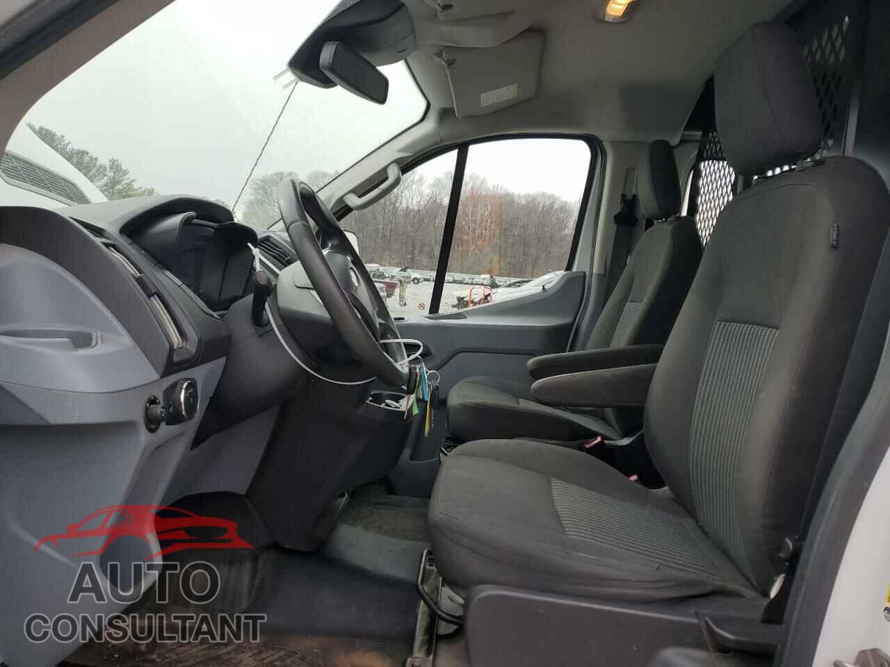 FORD TRANSIT 2019 - 1FTYR1YM3KKA56768
