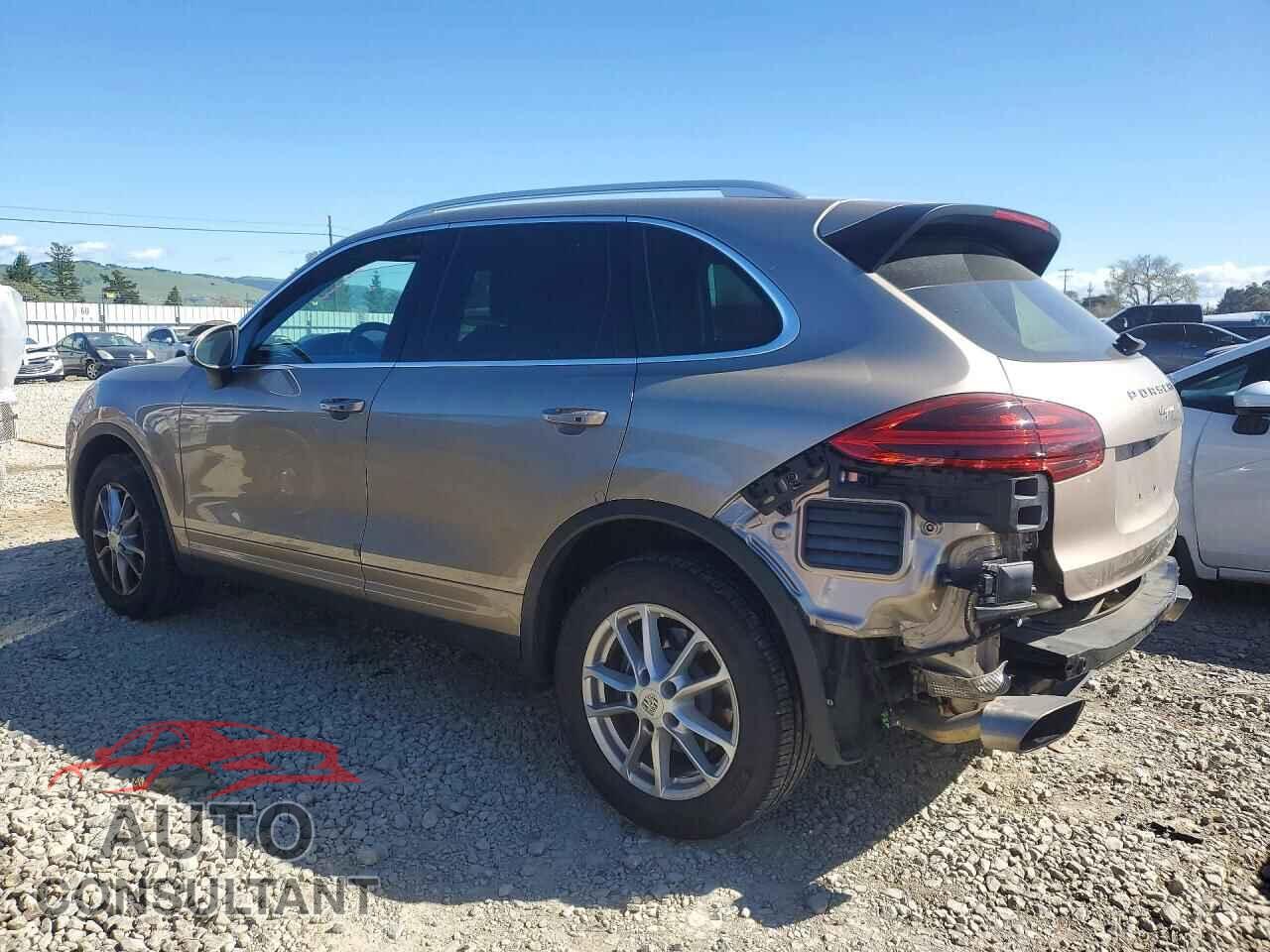 PORSCHE CAYENNE 2016 - WP1AA2A24GKA36817