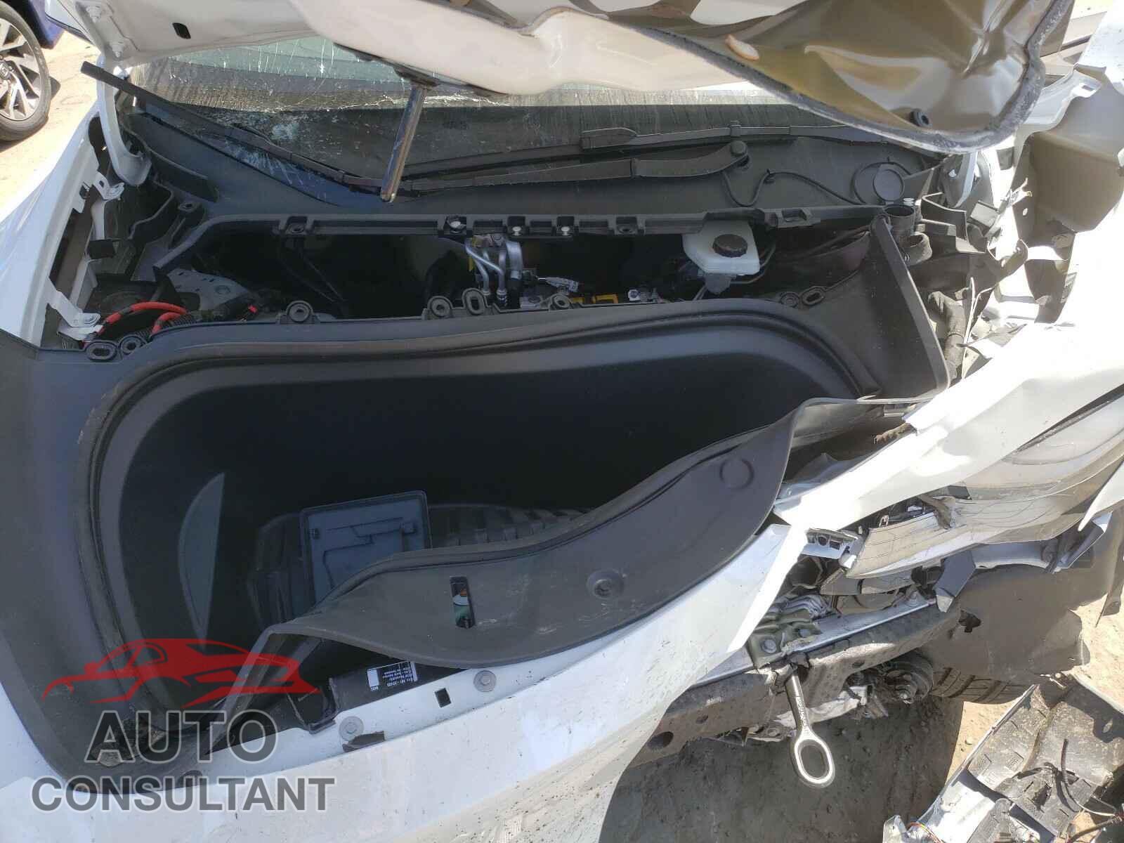 TESLA MODEL Y 2021 - 5YJYGDEE6MF160935