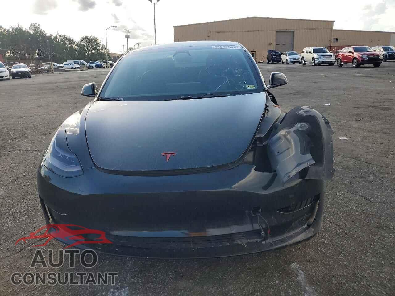 TESLA MODEL 3 2019 - 5YJ3E1EB4KF237321
