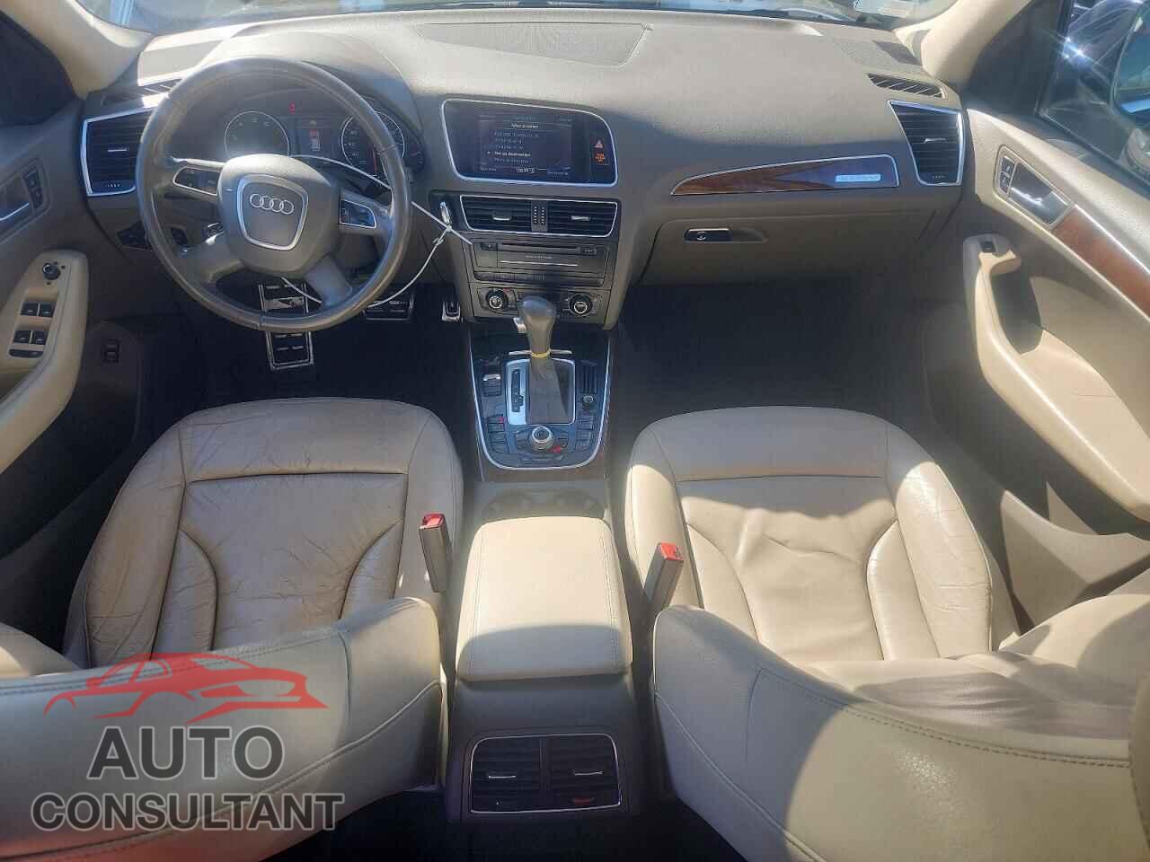 AUDI Q5 2011 - WA1LFAFP5BA015347