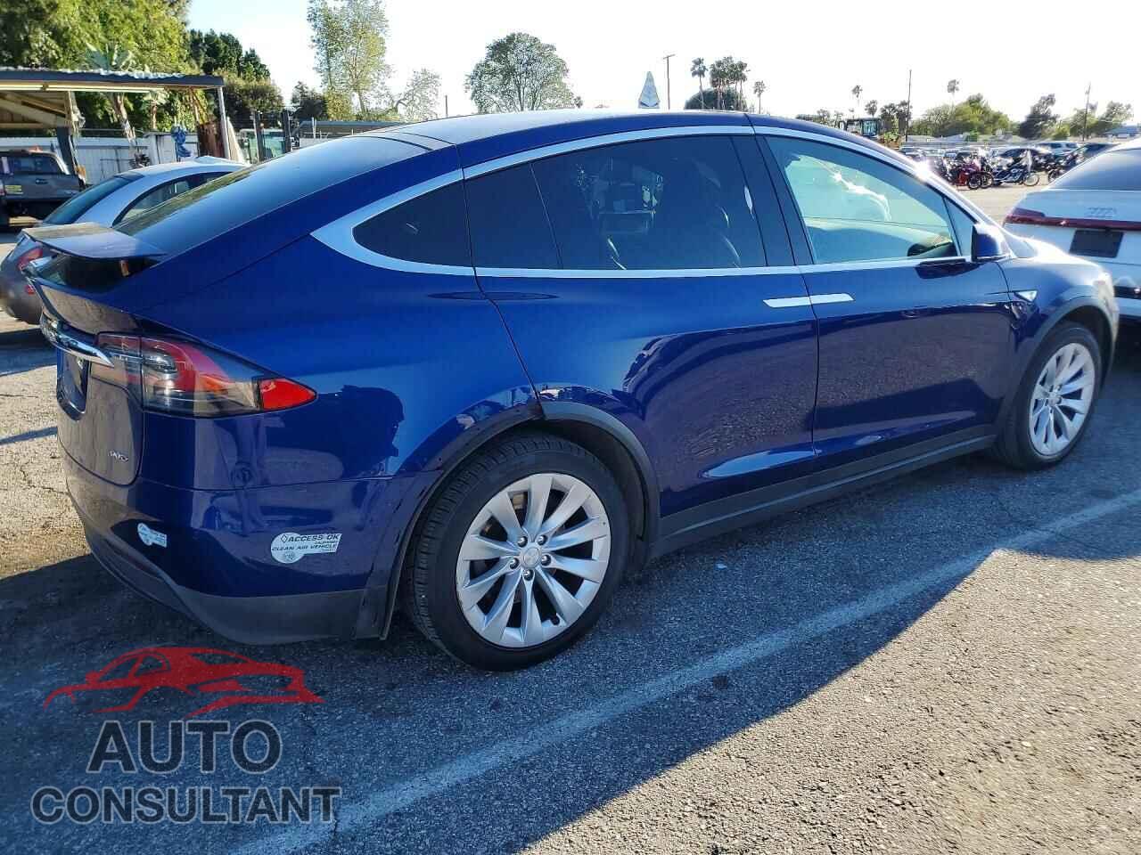 TESLA MODEL X 2016 - 5YJXCAE20GF003515