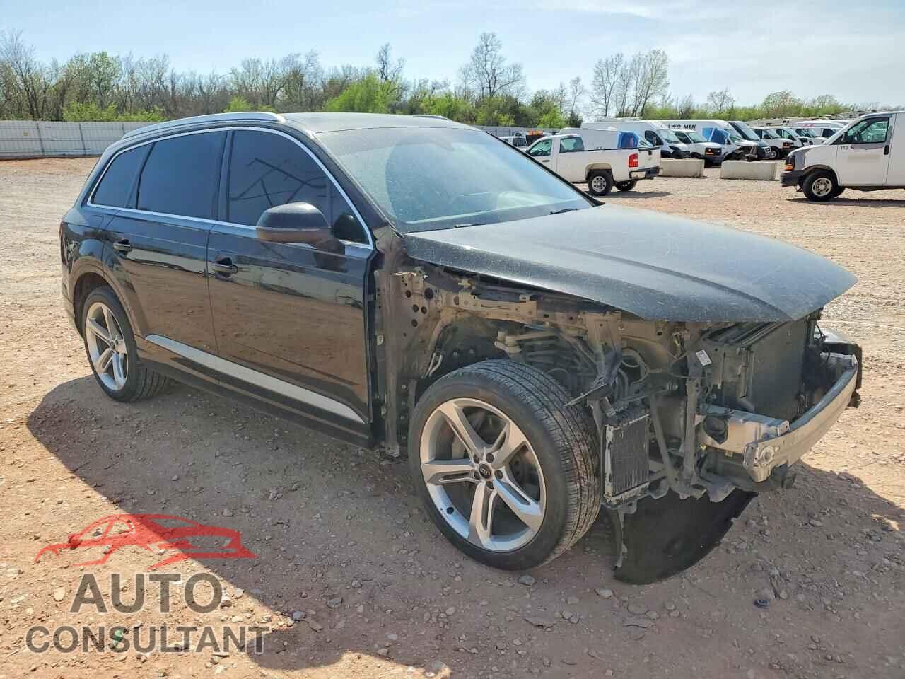AUDI Q7 2019 - WA1LAAF78KD010026