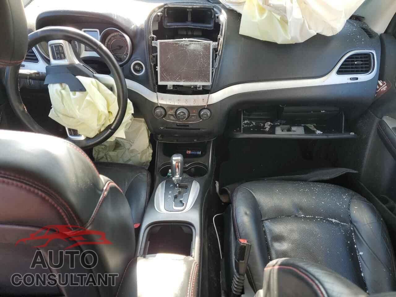 DODGE JOURNEY 2015 - 3C4PDDEG8FT739743