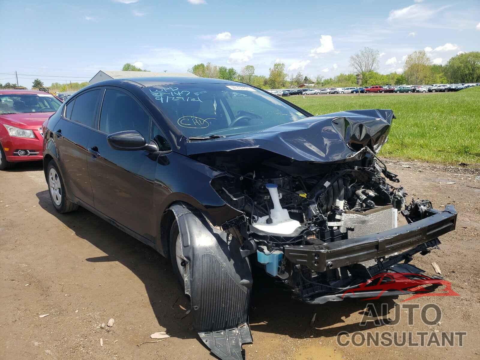 KIA FORTE 2018 - 3KPFK4A71JE234924