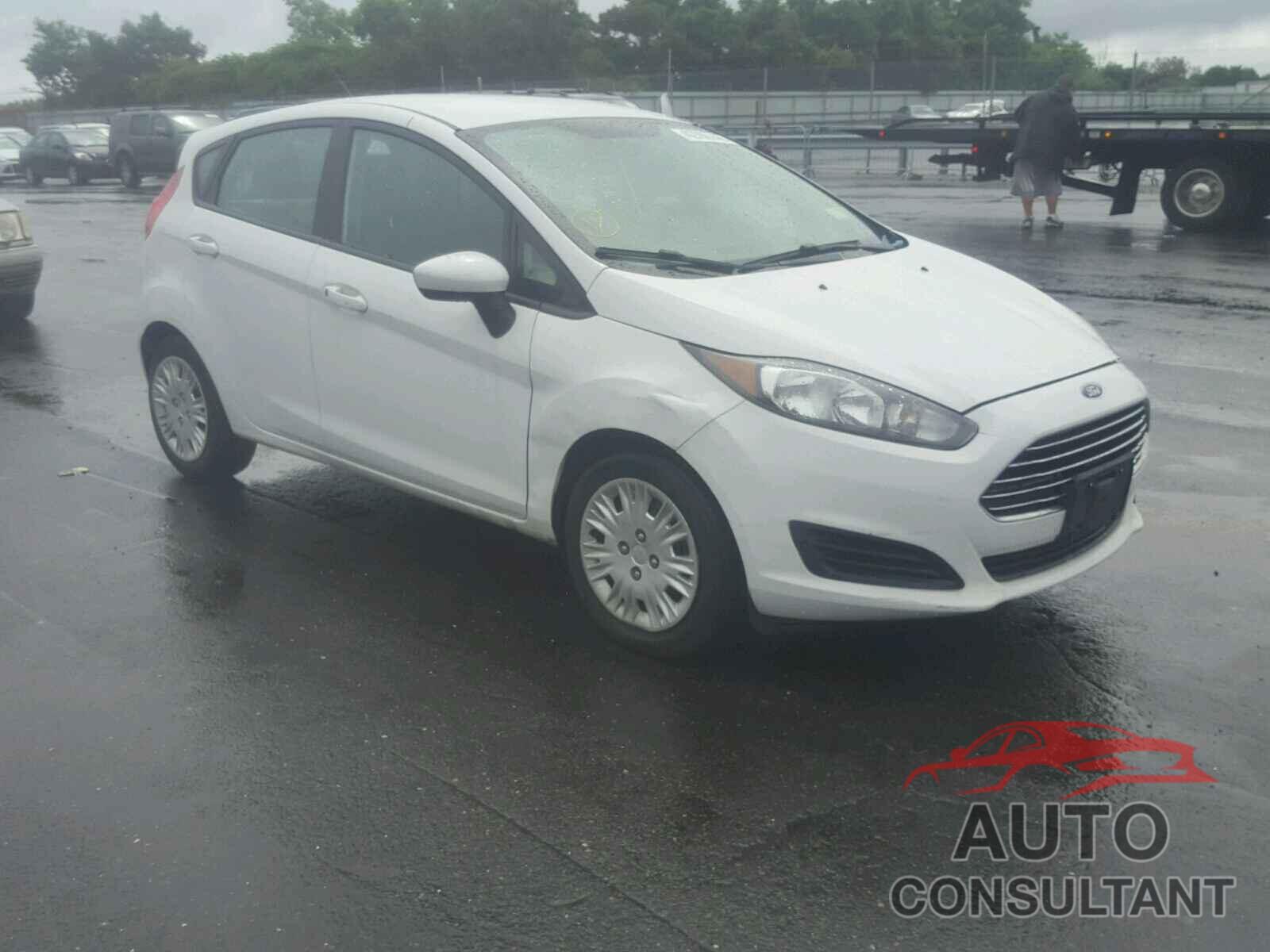 FORD FIESTA 2015 - 3FADP4TJ9FM127236