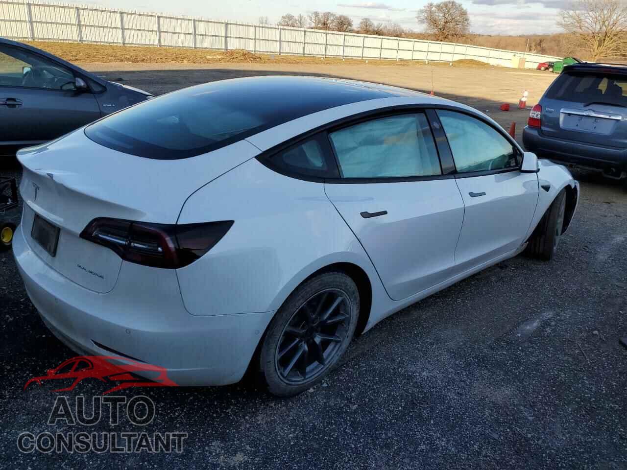 TESLA MODEL 3 2021 - 5YJ3E1EB3MF027621