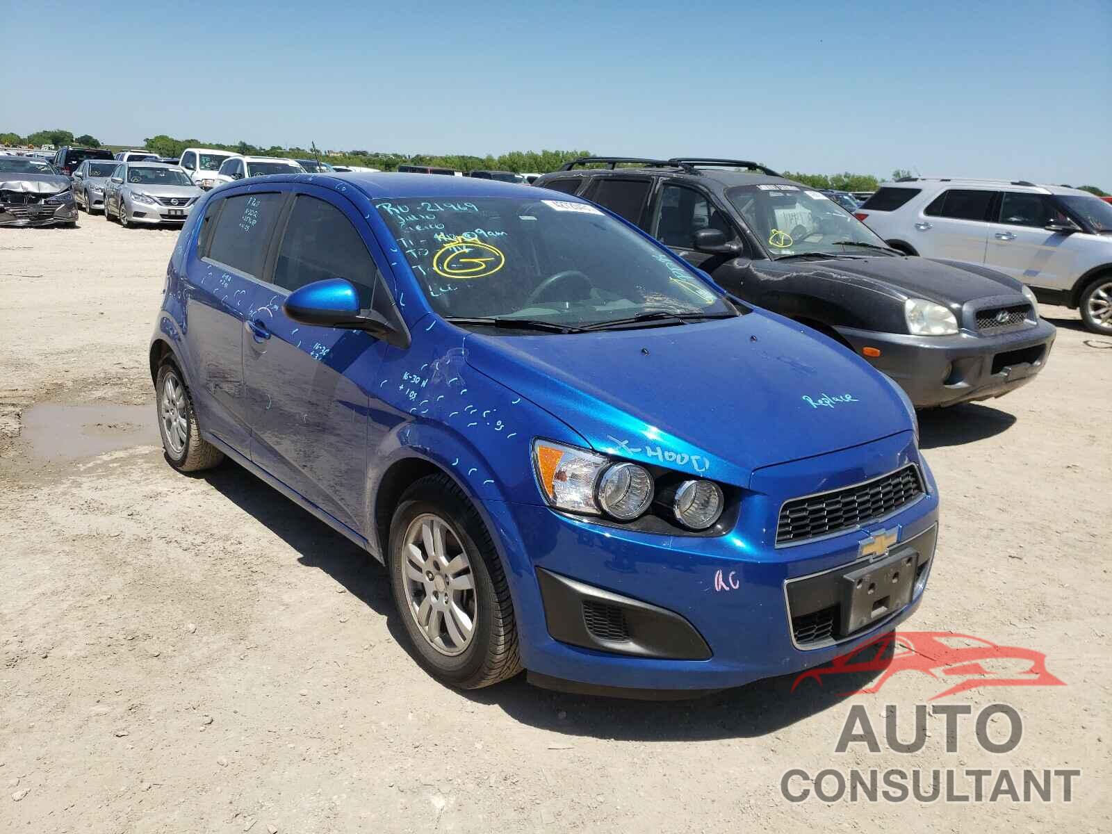 CHEVROLET SONIC 2016 - 1G1JC6SH6G4127896