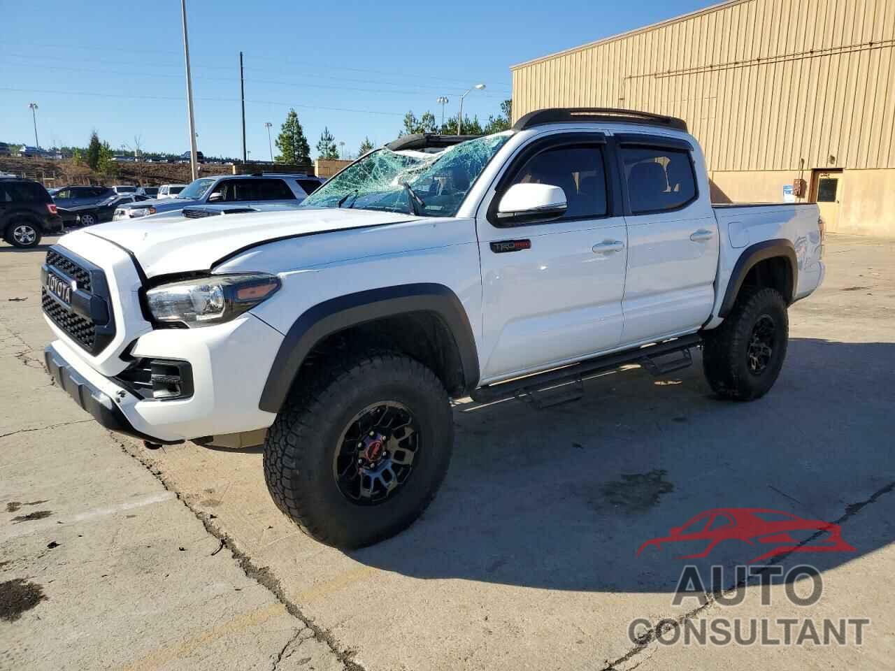 TOYOTA TACOMA 2017 - 5TFCZ5AN8HX081939