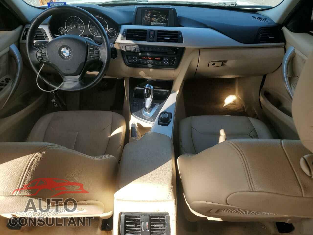 BMW 3 SERIES 2015 - WBA3B1C57FK140559