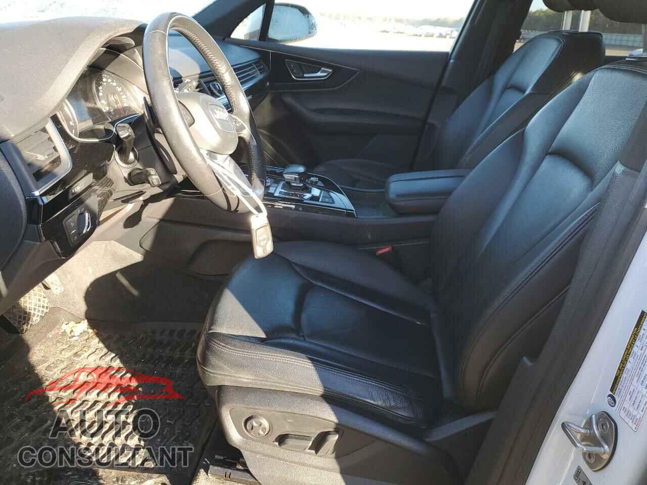AUDI Q7 2017 - WA1AHAF77HD038301